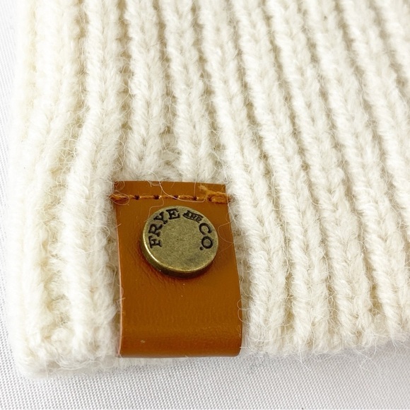 FRYE & CO Knit Pompom Stocking Winter Cap Hat Green & Cream Colorblock Dip Dye - Picture 3 of 9